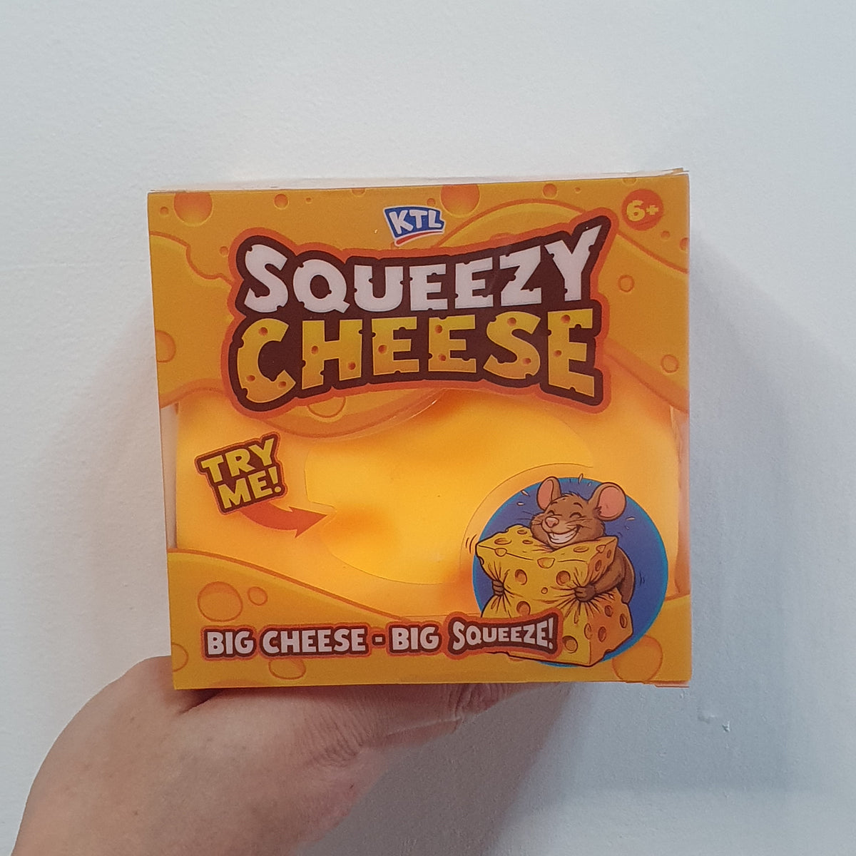 Jumbo Squeezy Cheese